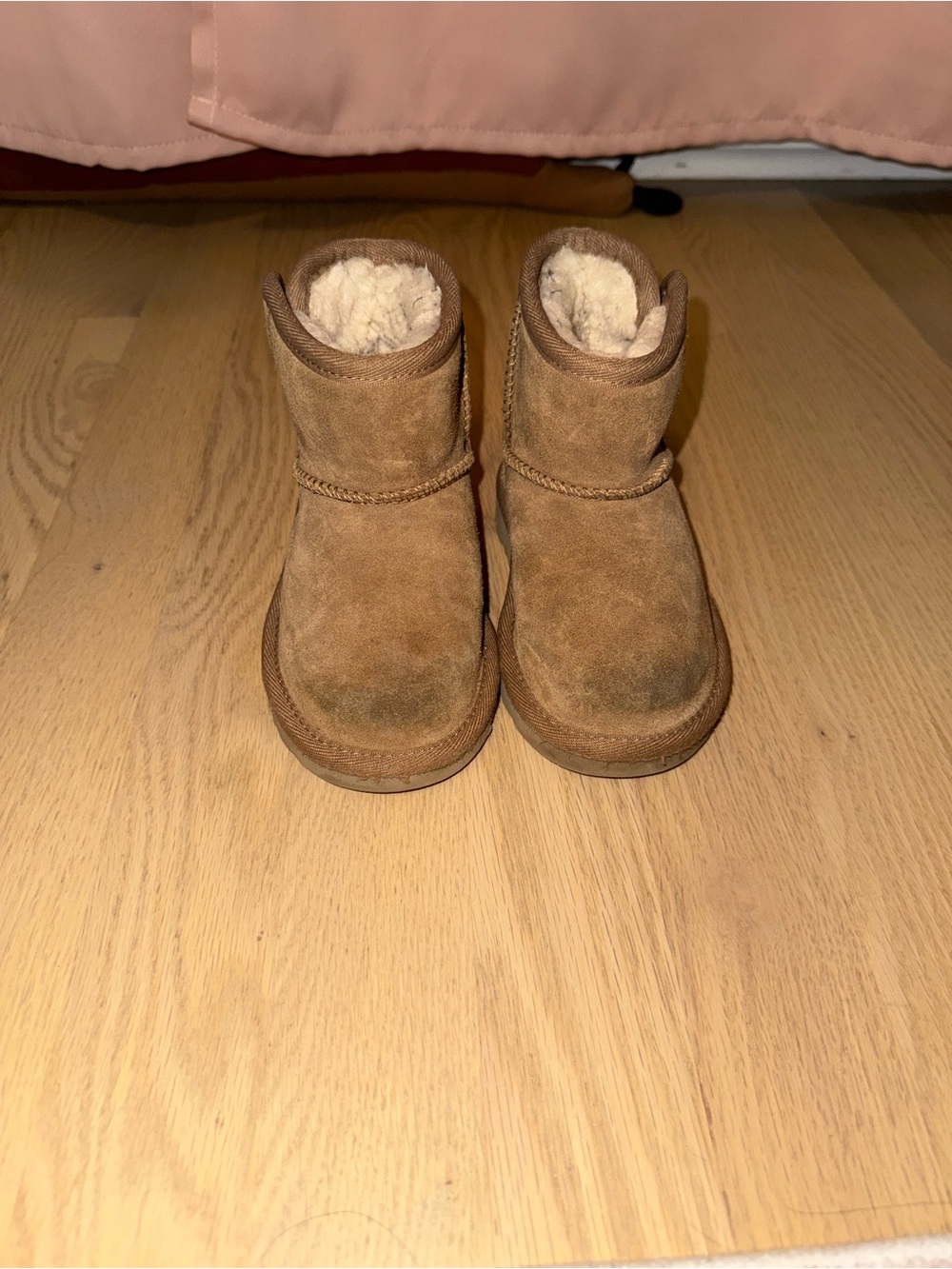 UGG Kids Chestnut Shearling-Lined Boots